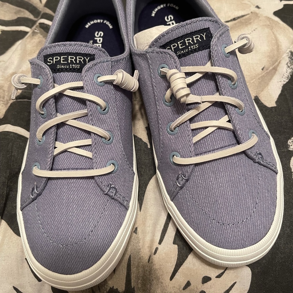 Sperry Crest Vibe Sneaker
